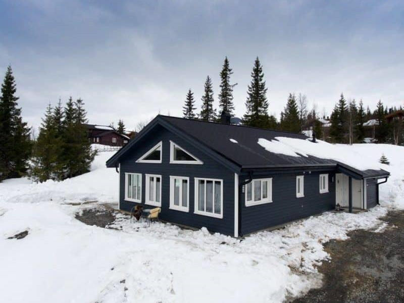 Wood cabin near Lillehammer, Norway